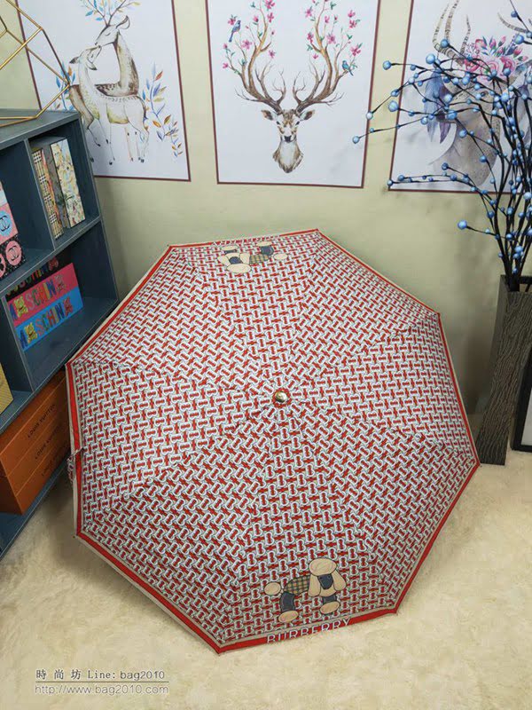 BURBERRY巴寶莉傘 最新火爆單品 巴寶莉晴雨傘 超強防曬隔熱 防紫外線  zm1101